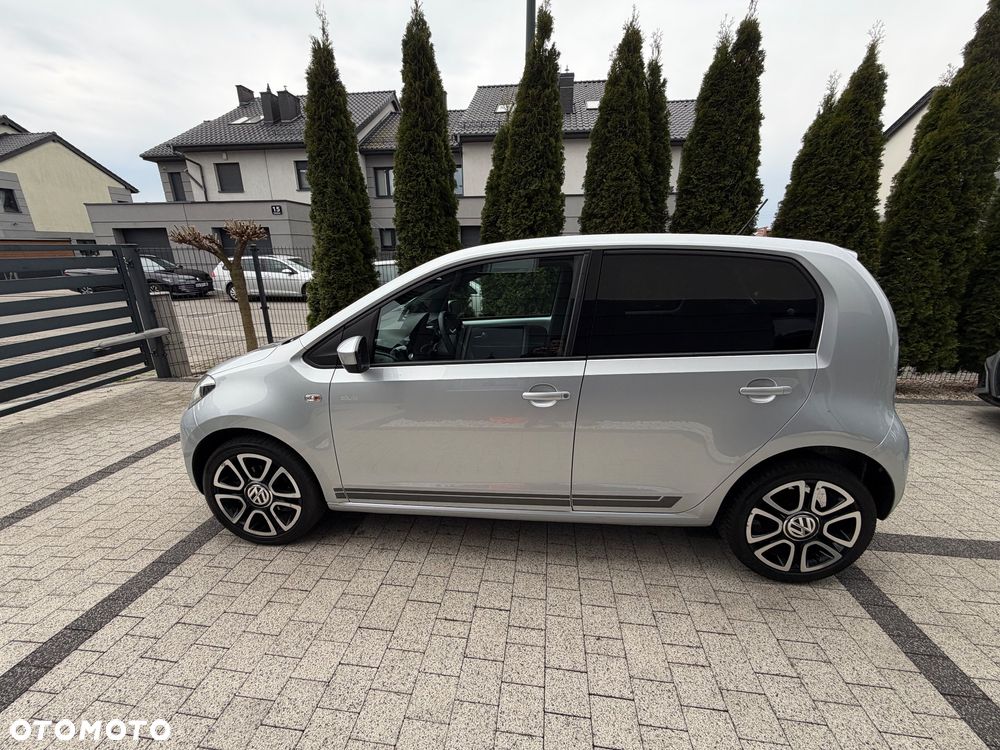 Volkswagen up! 1.0 high EU6 - 4