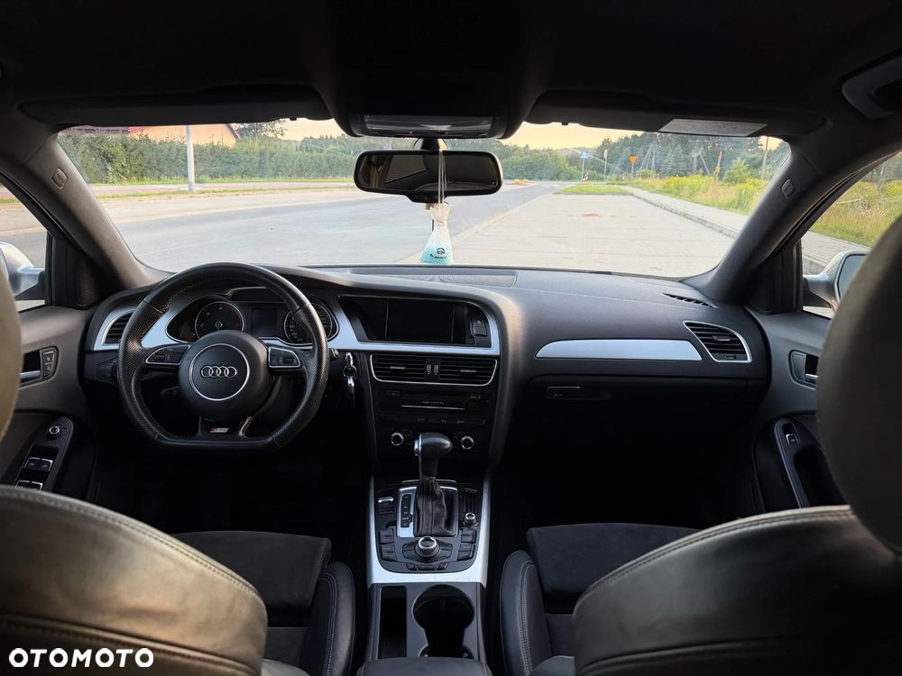 Audi A4 Avant 2.0 TDI Sport S tronic - 9