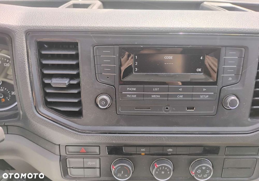 Volkswagen CRAFTER 2.0 TDI. PLANDEKA. - 11