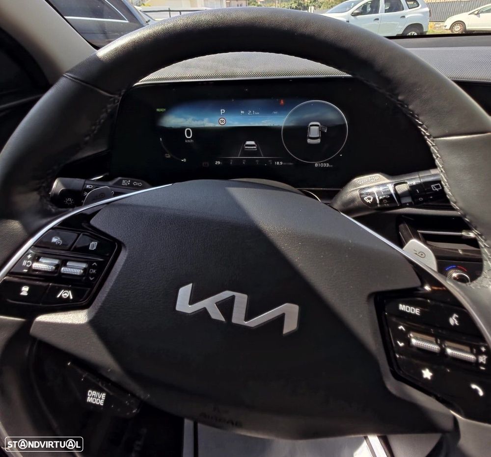 Kia Niro EV 64kWh Drive - 11