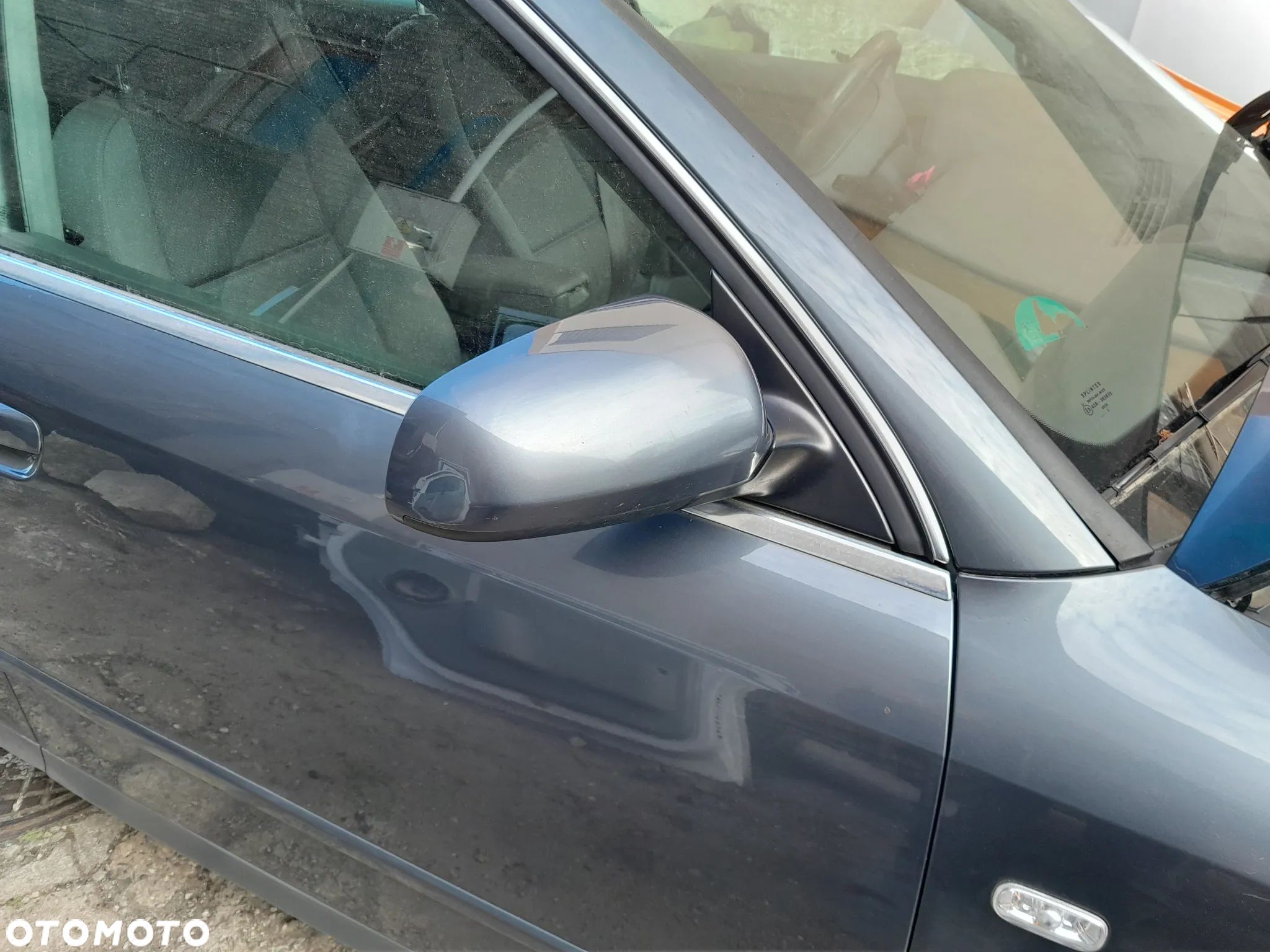 Lusterko zewnętrzne prawe AUDI A4 B6 LX7Z - 1