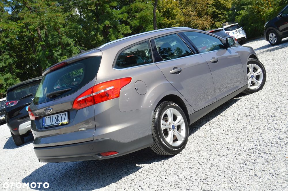 Ford Focus - 22