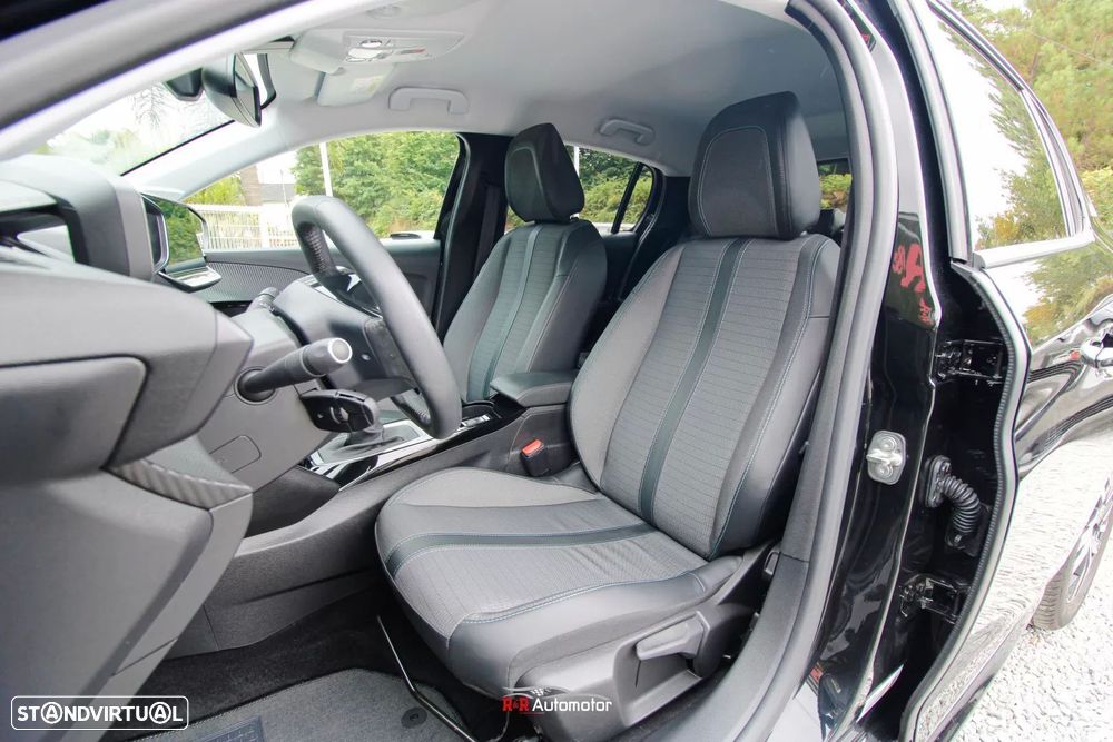 Peugeot 208 1.2 PureTech Allure - 9