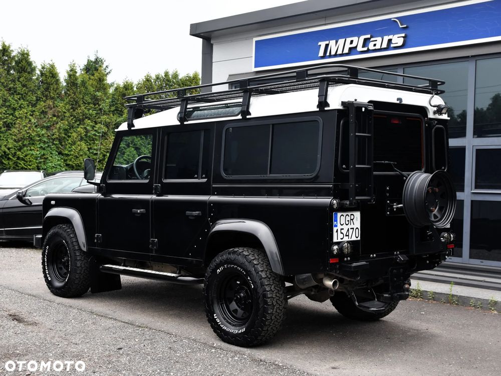 Land Rover Defender - 35