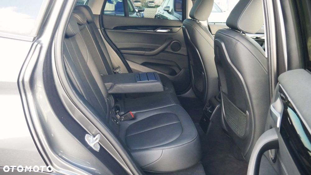 BMW X1 - 25