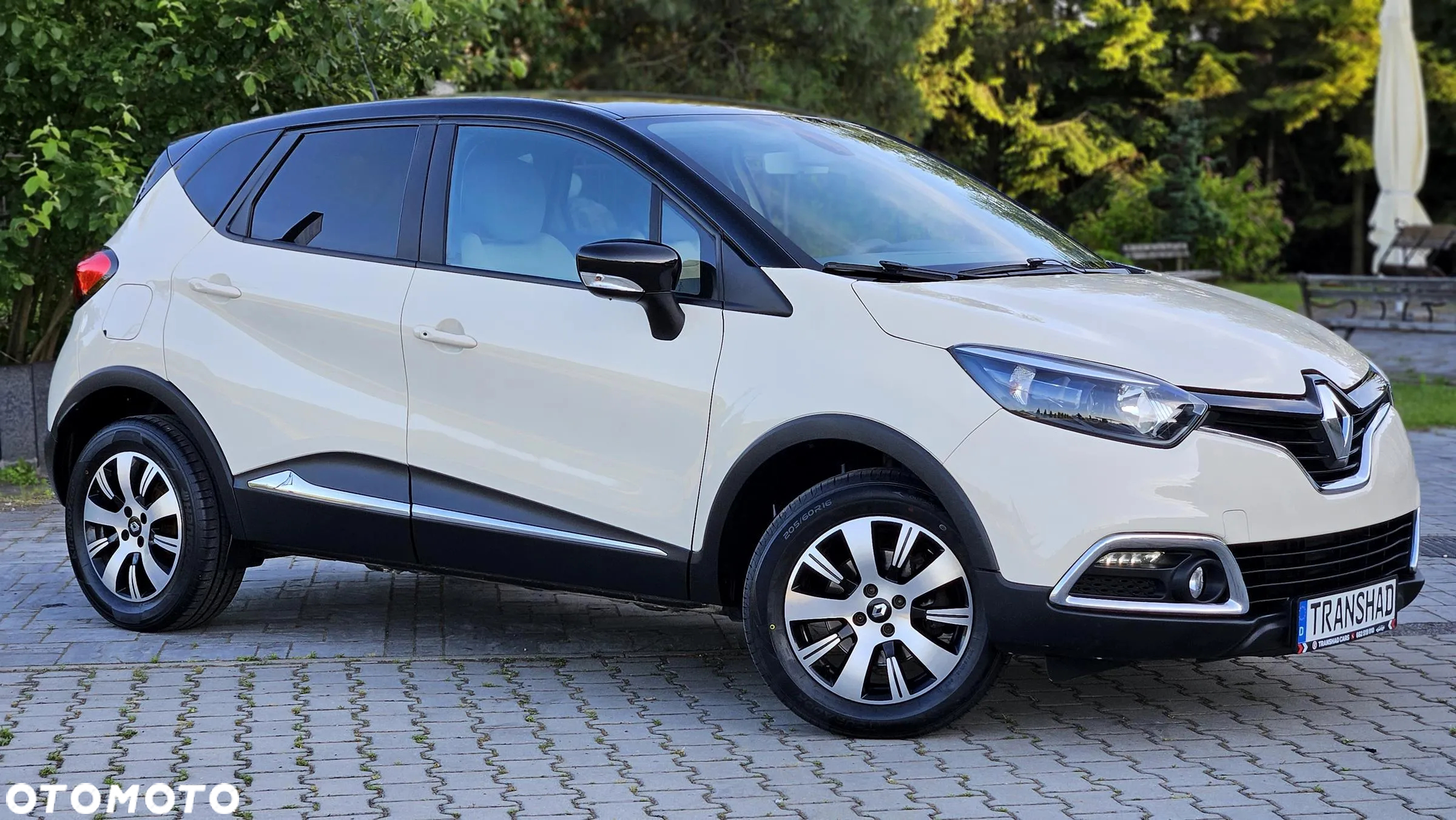Renault Captur ENERGY TCe 120 EDC LIMITED - 4