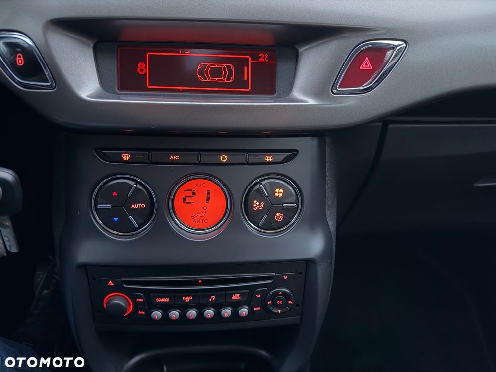 Citroën C3 Pure Tech 82 SHINE - 21