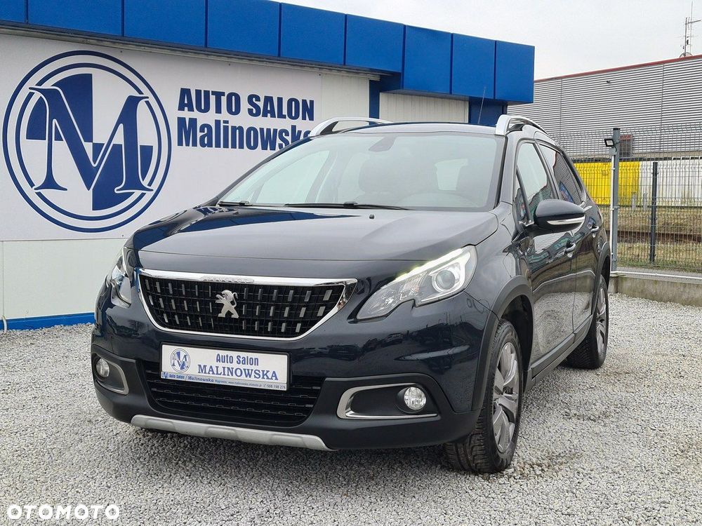 Peugeot 2008 1.2 Pure Tech GPF Signature S&S - 9