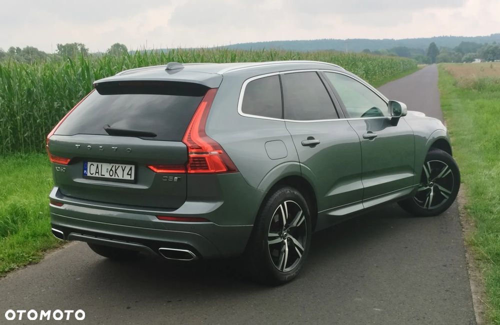 Volvo XC 60 D5 SCR AWD R-Design - 6