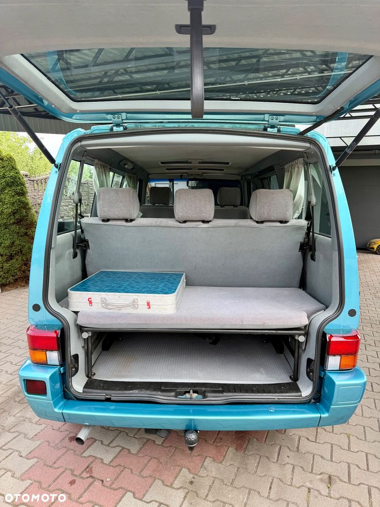 Volkswagen Multivan - 19