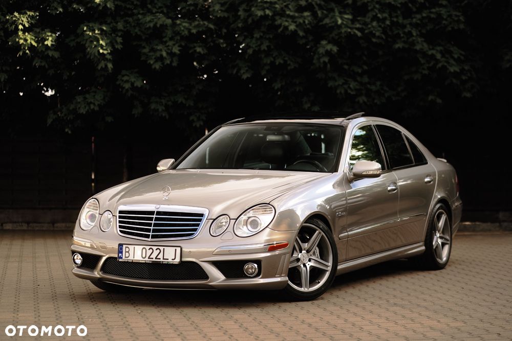 Mercedes-Benz Klasa E 63 AMG - 14