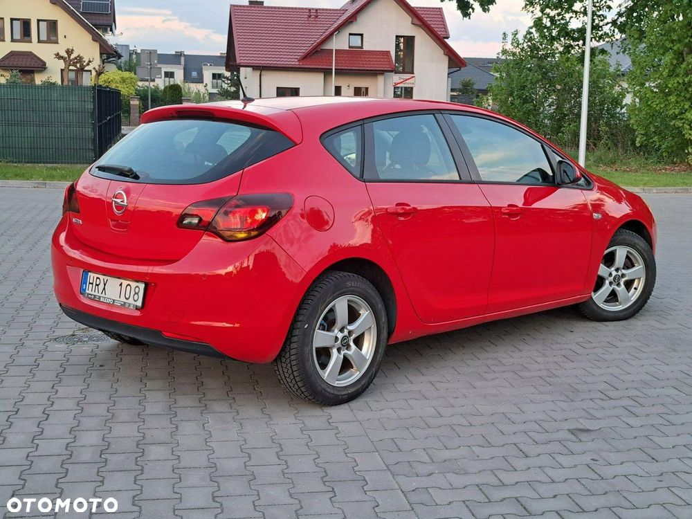 Opel Astra - 14