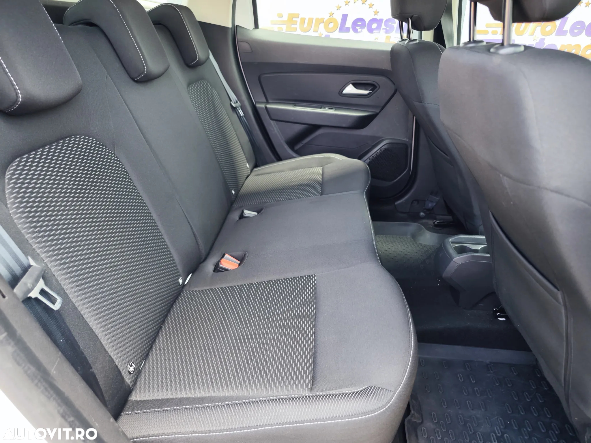 Dacia Duster 1.5 Blue dCi 4WD Comfort - 15