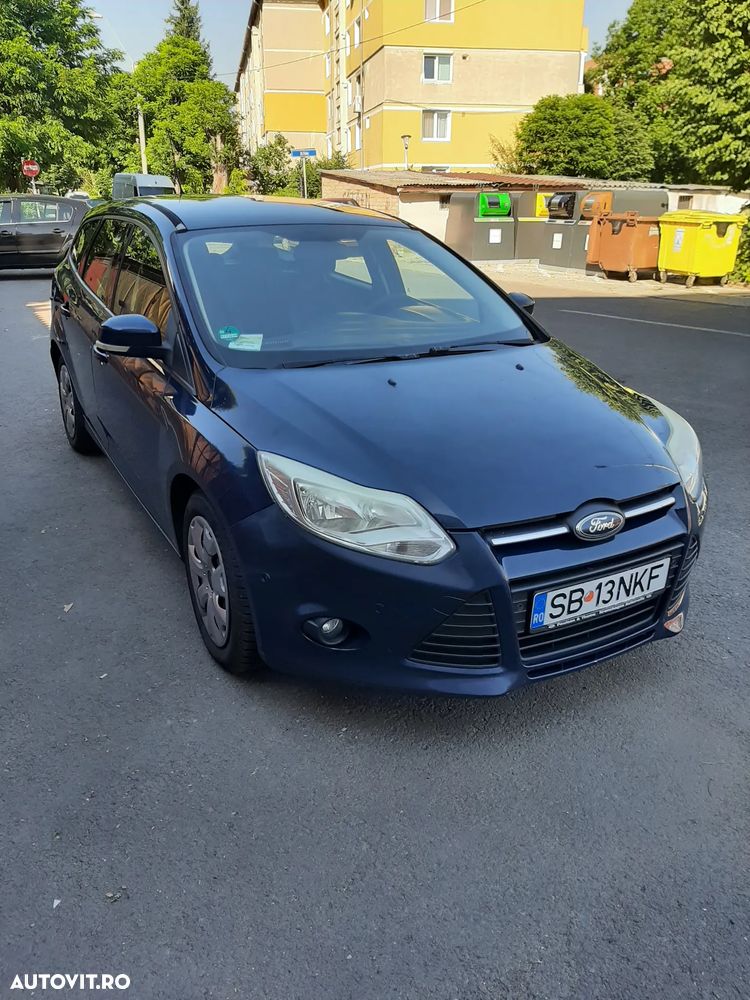 Ford Focus - 12