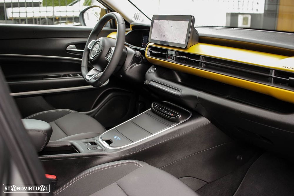 Jeep Avenger Summit - 6