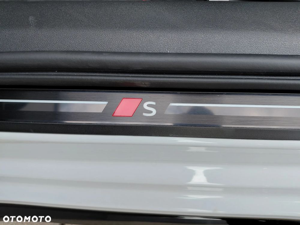 Audi A5 Limousine - 14