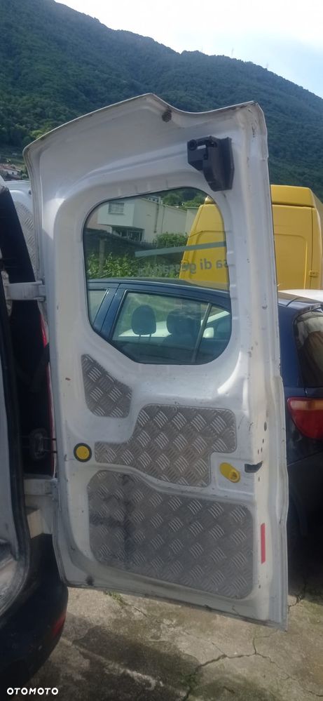 Ford Transit connect - 11