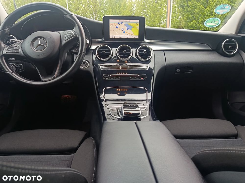 Mercedes-Benz Klasa C 200 BlueTEC 7G-TRONIC Edition 1 - 28