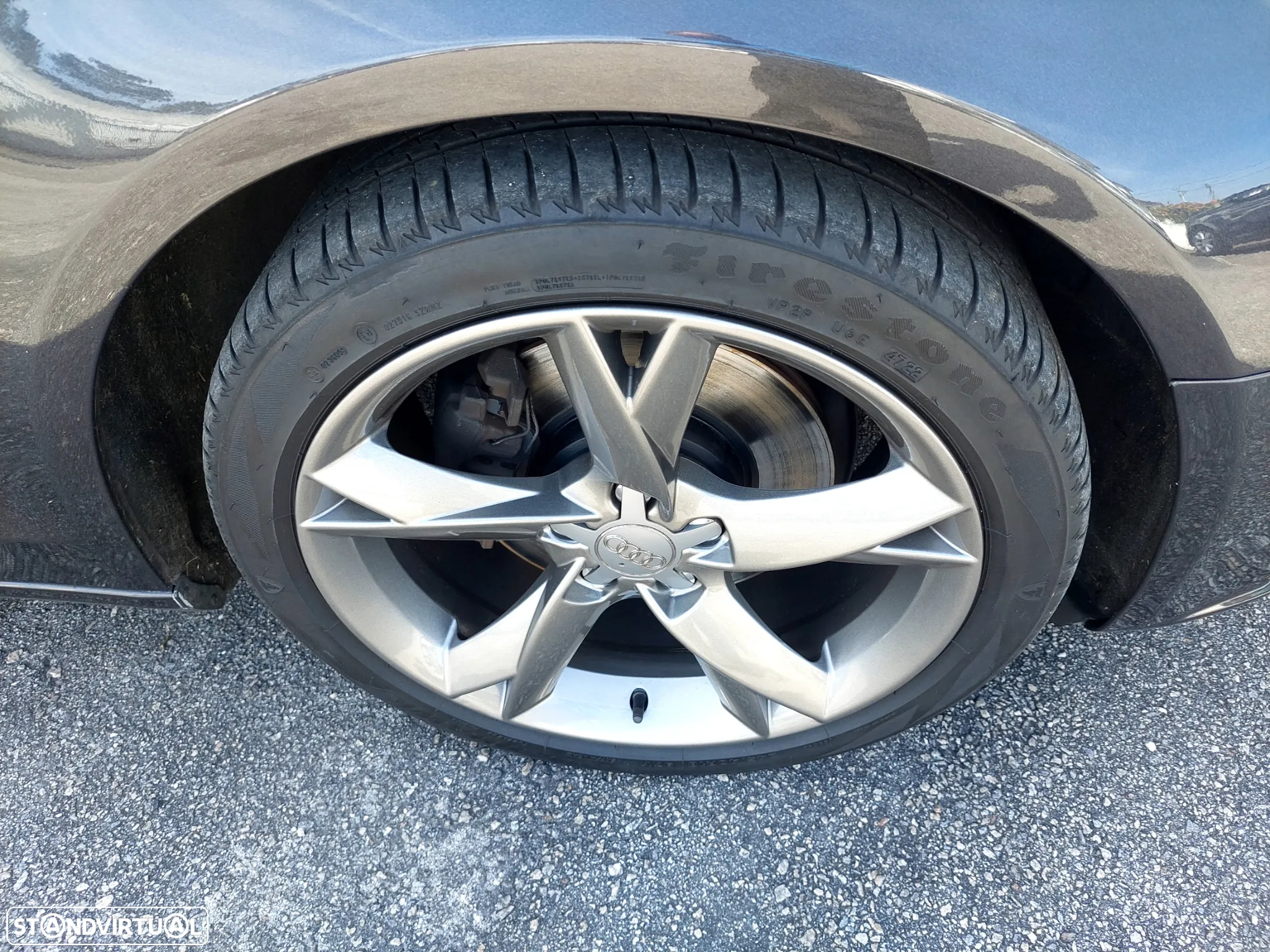 Audi A4 Avant 2.0 TDI - 7