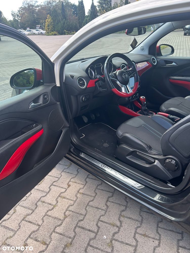 Opel Adam 1.2 - 10