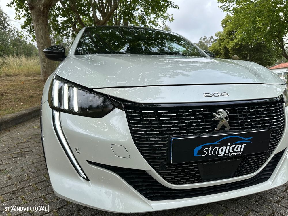 Peugeot 208 1.5 BlueHDi GT - 4