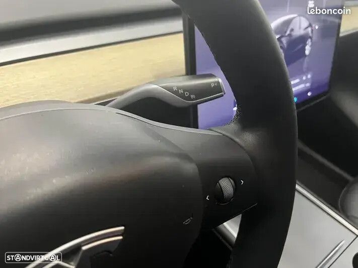 Tesla Model Y RWD - 18