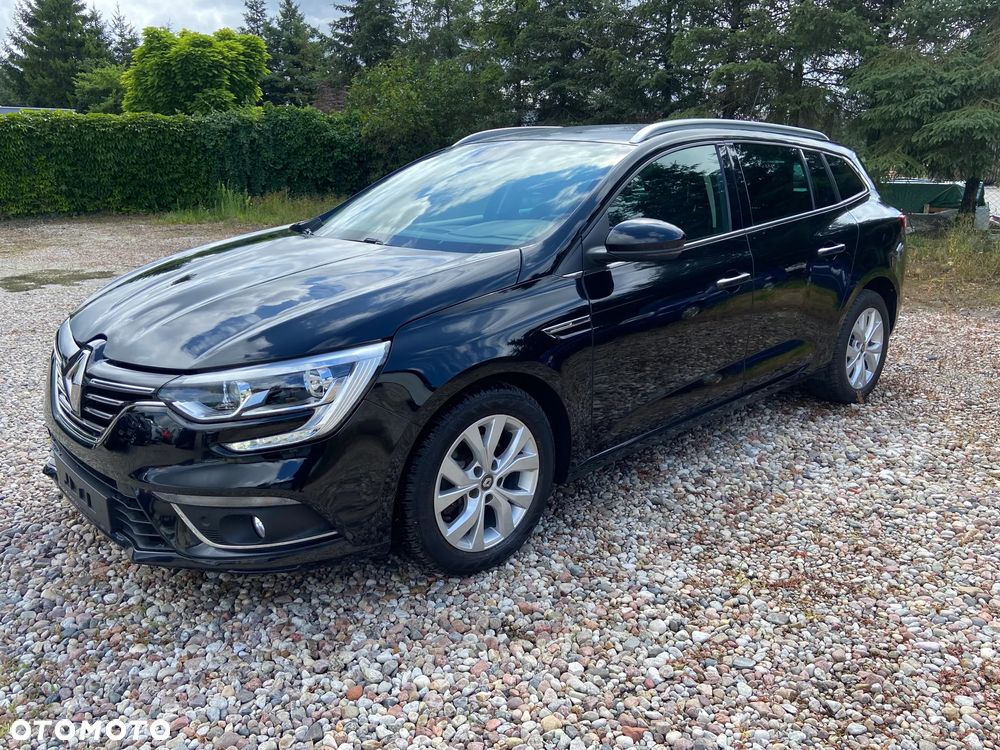 Renault Megane BLUE dCi 115 EDC BOSE EDITION - 5