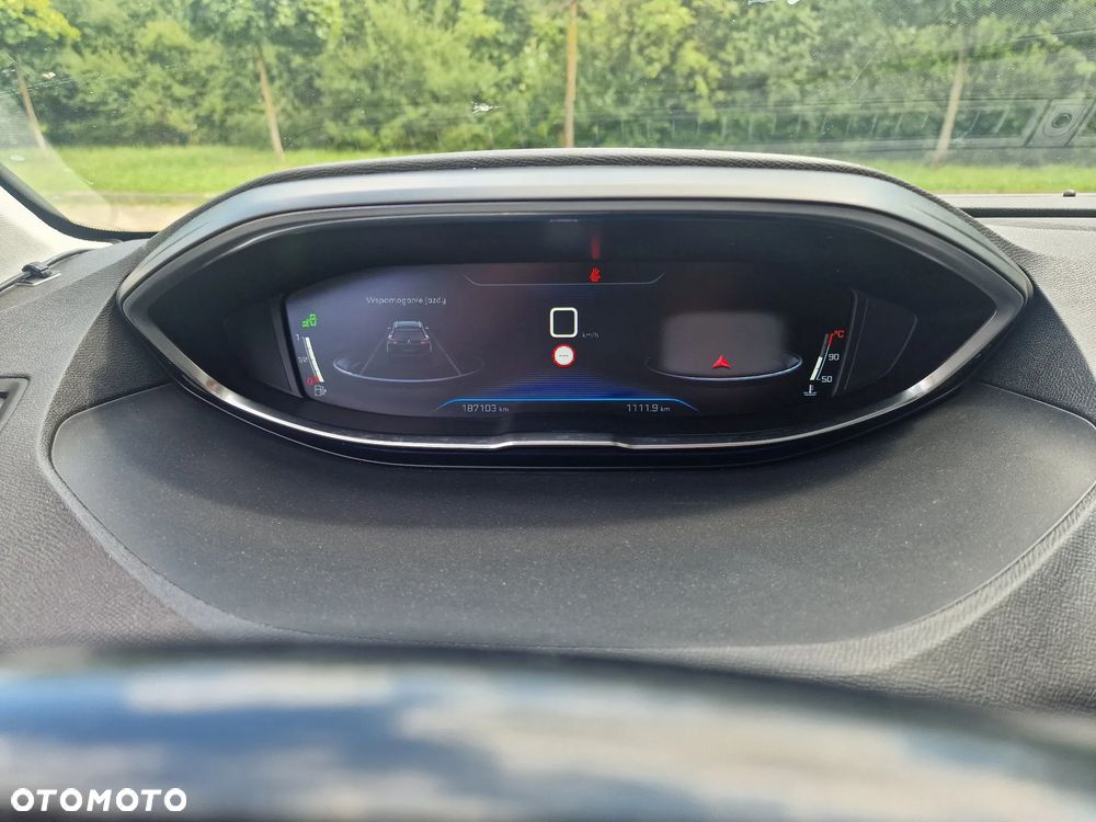 Peugeot 5008 BlueHDI 130 Allure Business-Paket - 19