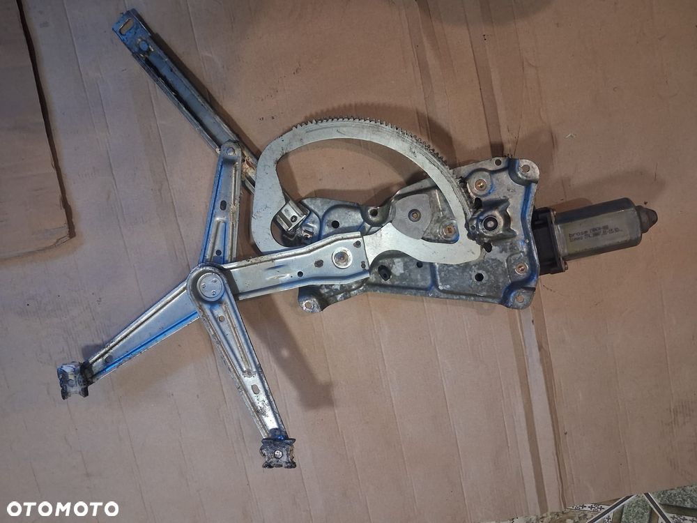 Mechanizm podnoszenia szyby BMW 3 E39  prawy  190434-000  6762-8360055