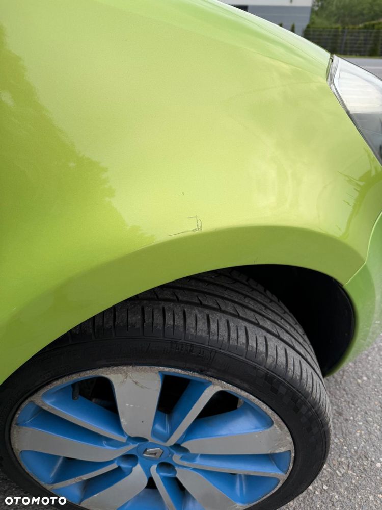 Renault Clio - 21