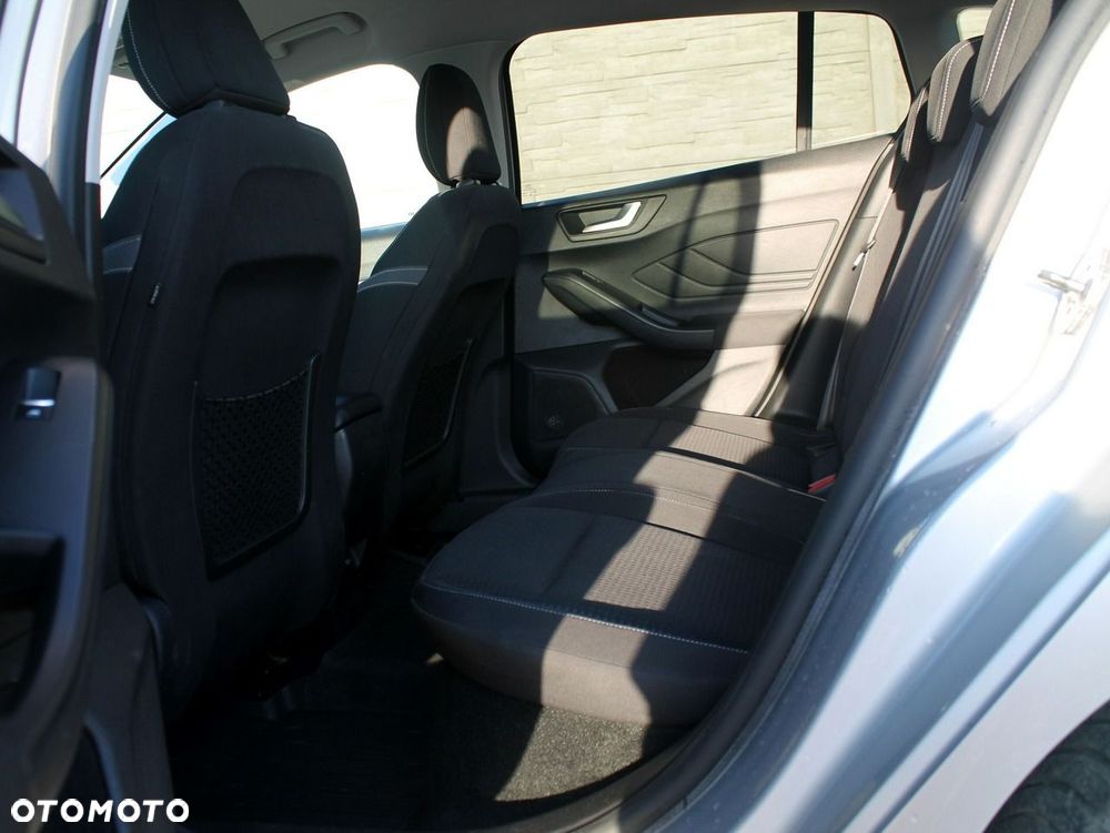 Ford Focus - 16