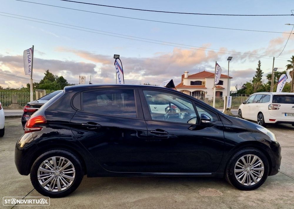 Peugeot 208 1.5 BlueHDi Signature - 7