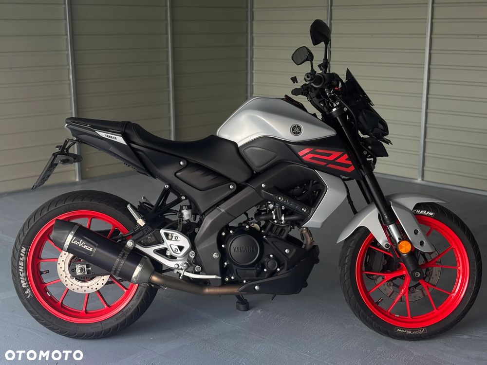 Yamaha MT - 3