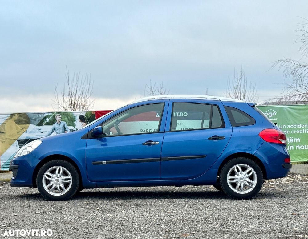 Renault Clio - 19