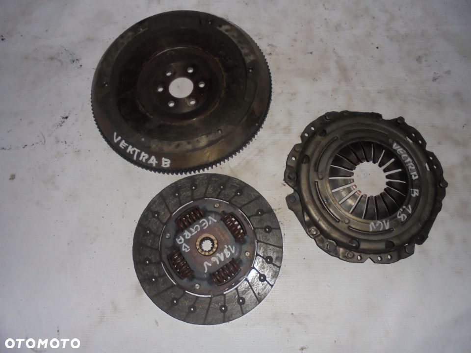 SPRZEGLO TACZA DOCISK OPEL ZAFIRA ASTRA VECTRA 1.6 1.8 2.0 - 2