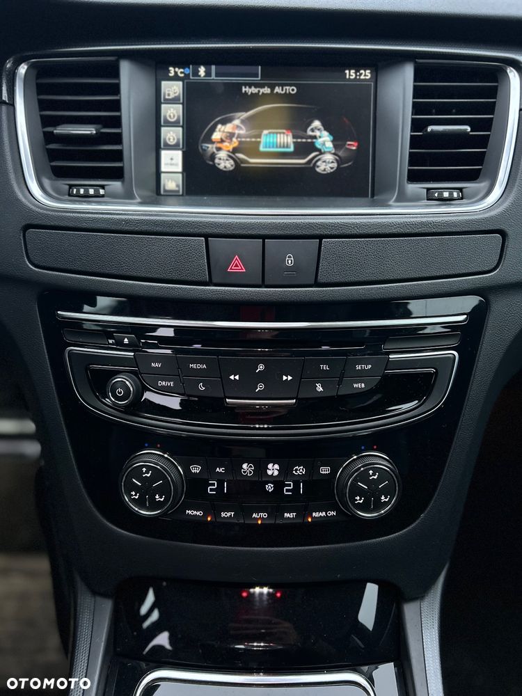 Peugeot 508 RXH 2.0 HDi HYbrid4 - 22