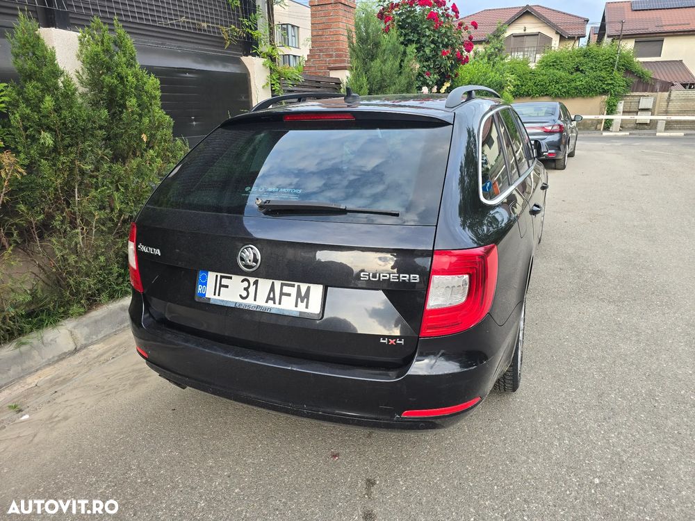 Skoda Superb 2.0 TDI 4X4 Elegance - 2