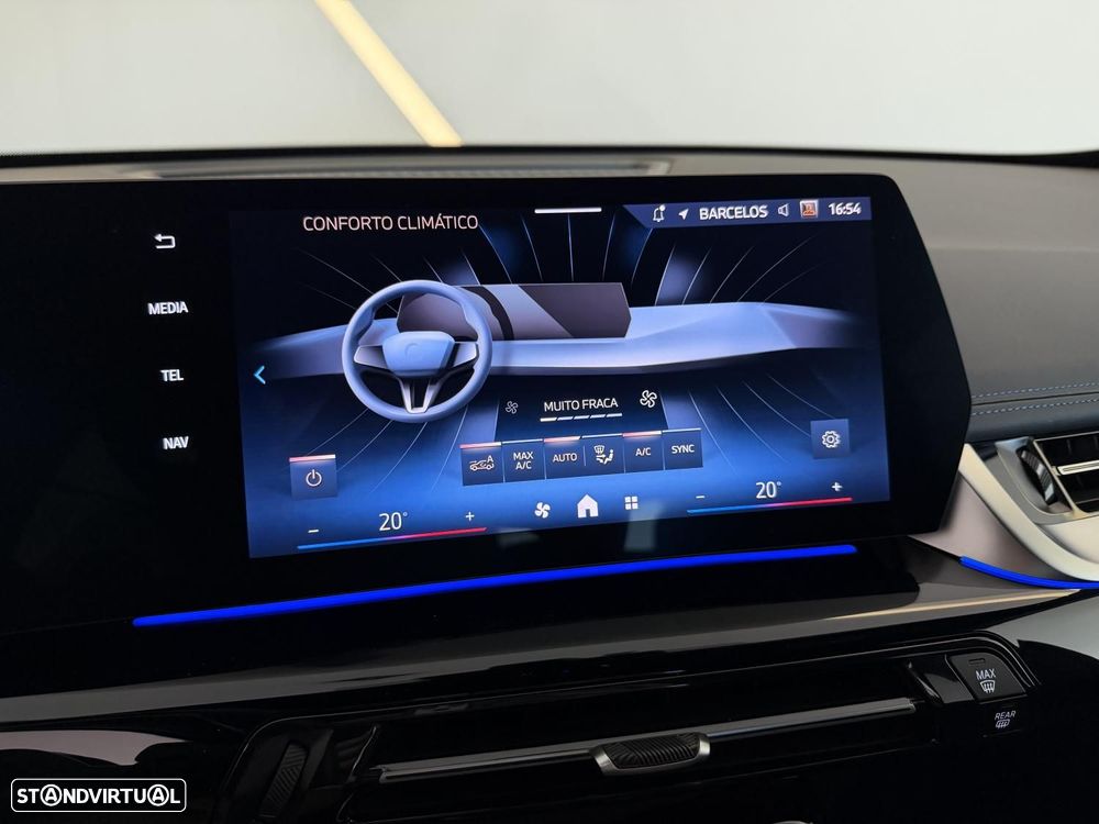 BMW X1 sDrive18i Pack Desportivo M - 25