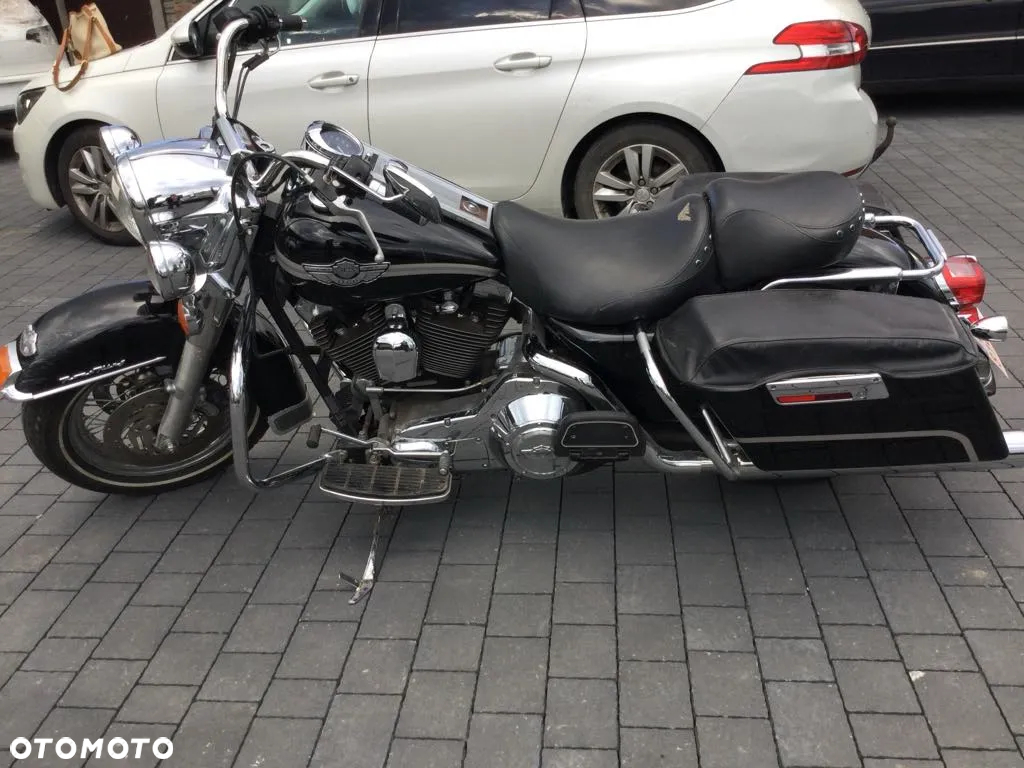 Harley-Davidson Touring Road King - 2
