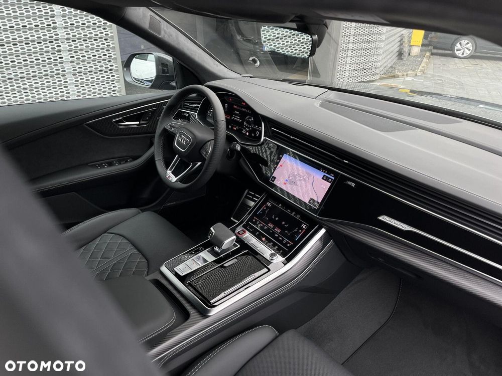 Audi SQ8 - 26