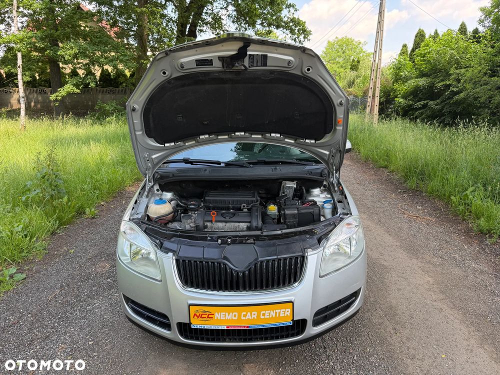 Skoda Roomster 1.6 16V Comfort PLUS EDITION - 31