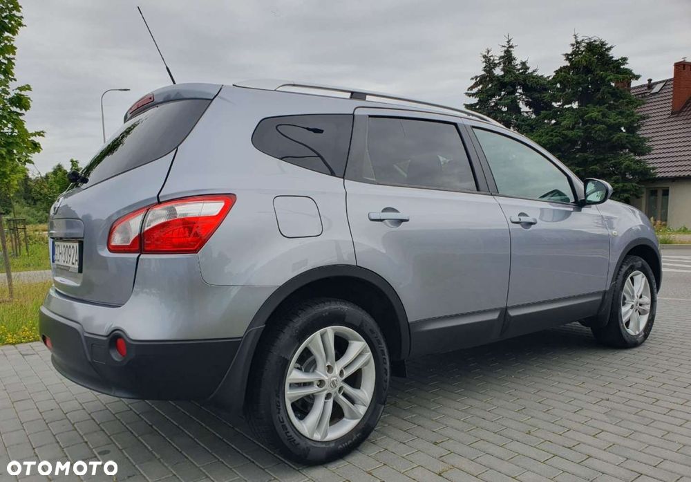 Nissan Qashqai+2 - 25