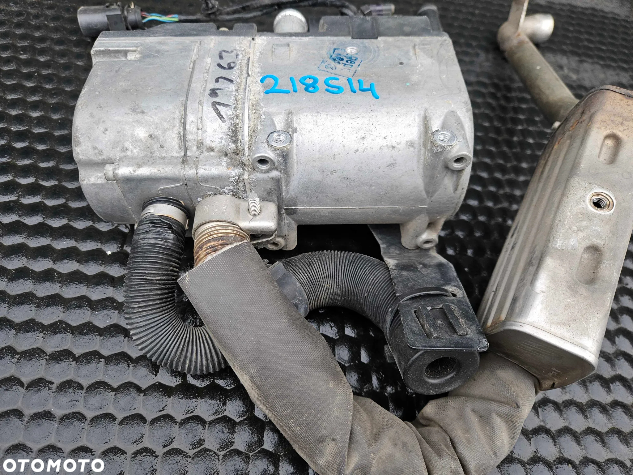 Ogrzewanie 8R0265105A 8K0265081K Postojowe Webasto Podgrzewacz Komplet Audi A4 B8 A5 - 3