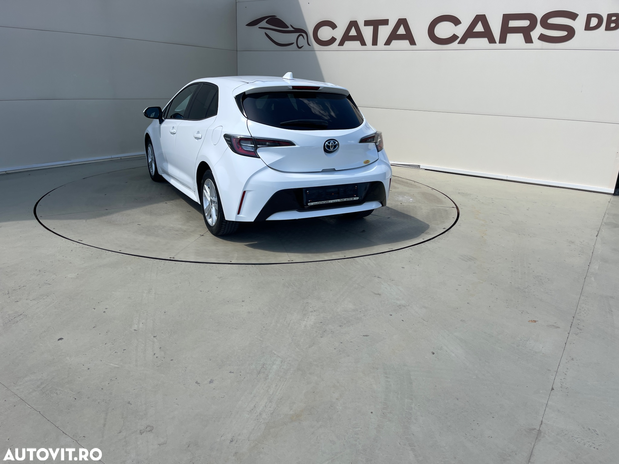 Toyota Corolla 1.8 Hybrid Comfort - 11