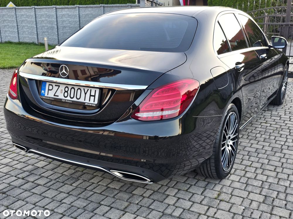 Mercedes-Benz Klasa C 300 7G-TRONIC - 21