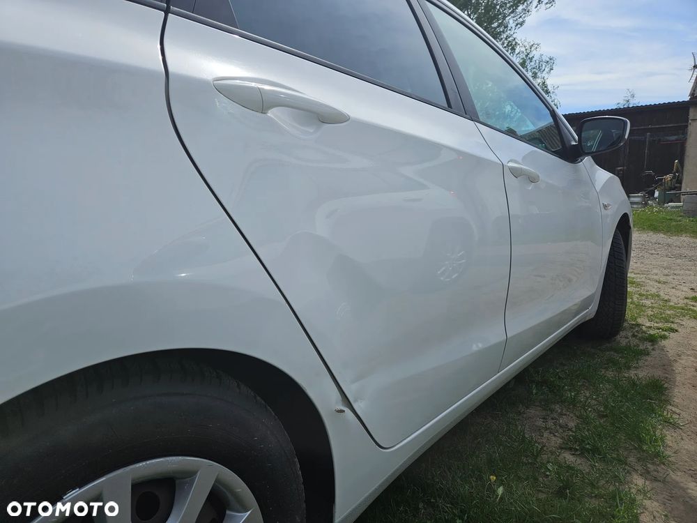Hyundai i30 1.4 Classic + - 7