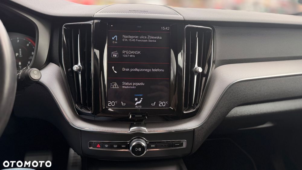 Volvo XC 60 B4 D AWD R-Design - 11