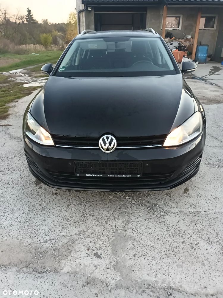 Volkswagen Golf 2.0 BlueTDI DSG Comfortline - 3