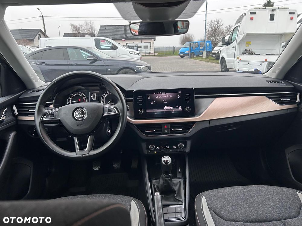 Skoda Kamiq 1.0 TSI Style - 25