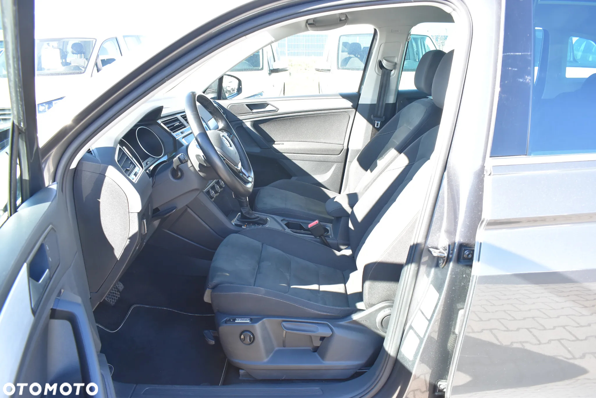 Volkswagen Tiguan 1.5 TSI EVO Comfortline DSG - 9